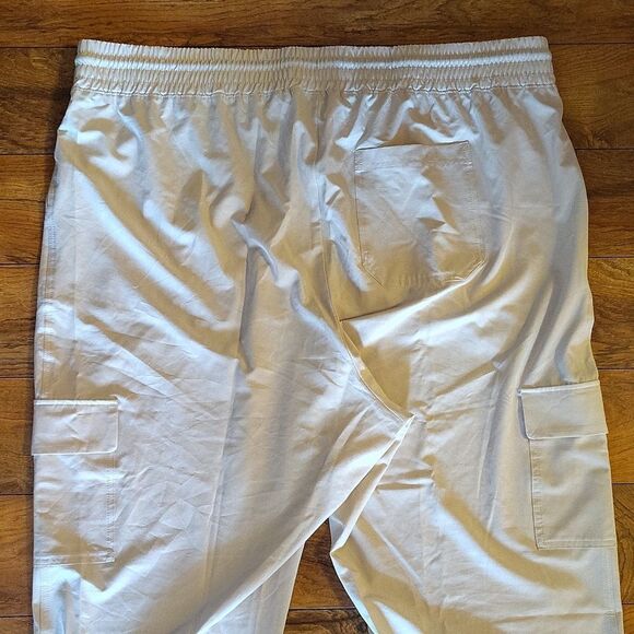 Old Navy Ivory Extra High Waisted StretchTech Cargo Jogger Pants Plussize 3X - Picture 9 of 13